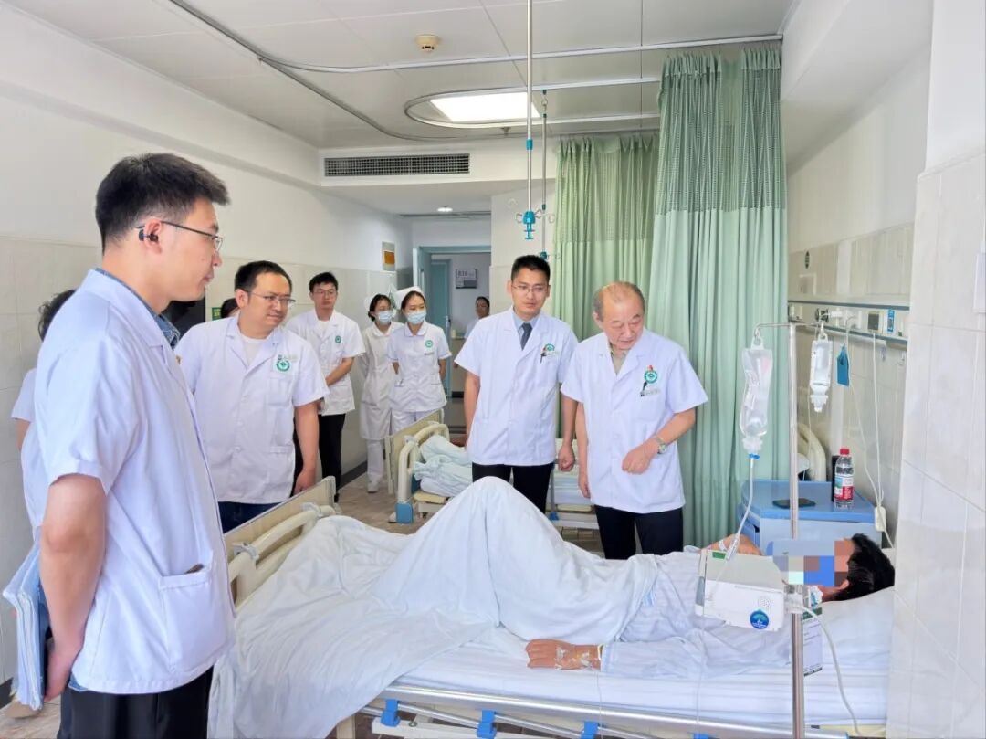 打破学科壁垒 深化融合实践——荆门市中心医院北院区普外科联合消化内科第五期大查房圆满完成