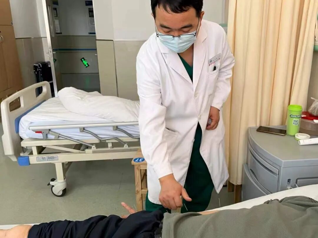 中西医协同精准诊疗 提质帕病专科服务——神经内科常态化开展帕金森病专病特色查房