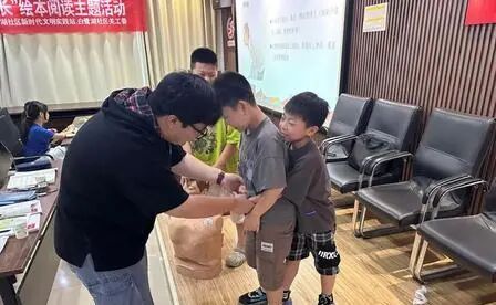 undefined 暑托相伴,医护同行|淮安市一院喜获“小青淮”课程特别贡献单位称号