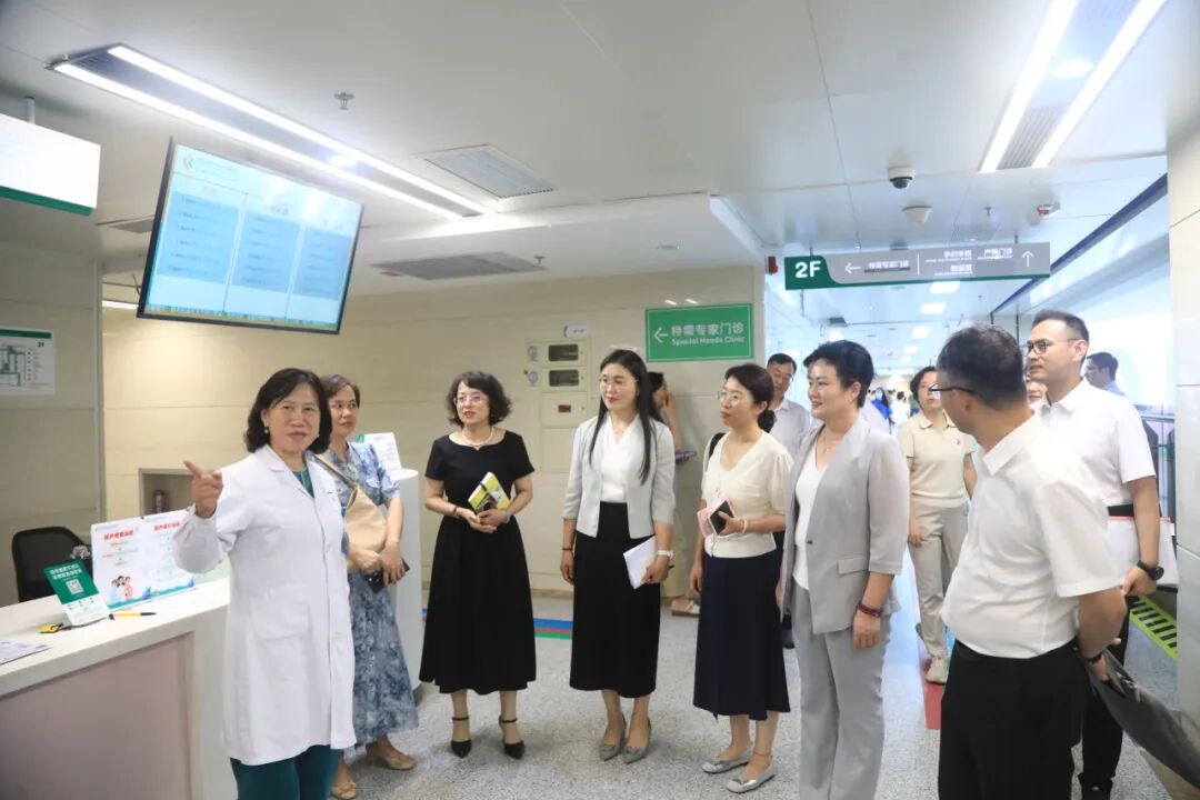 深圳援疆前方指挥部代表团到访深圳市妇幼保健院开展调研座谈