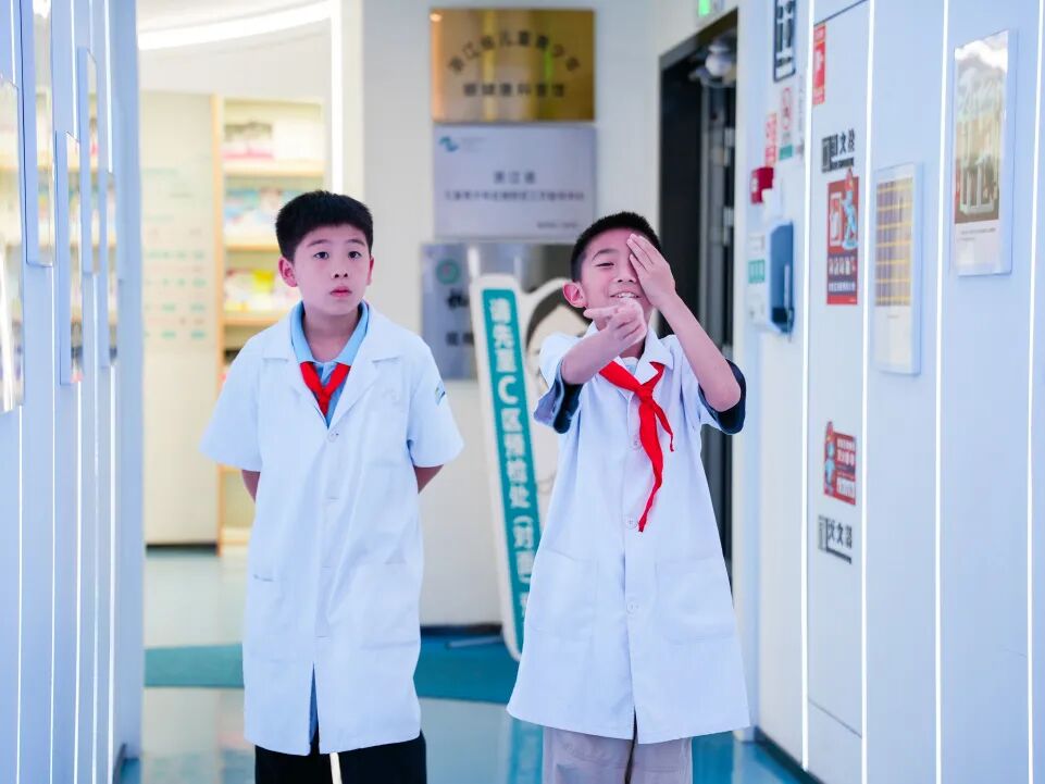开学谨防变 “小眼镜”！这场暑期研学收好全套护眼秘籍