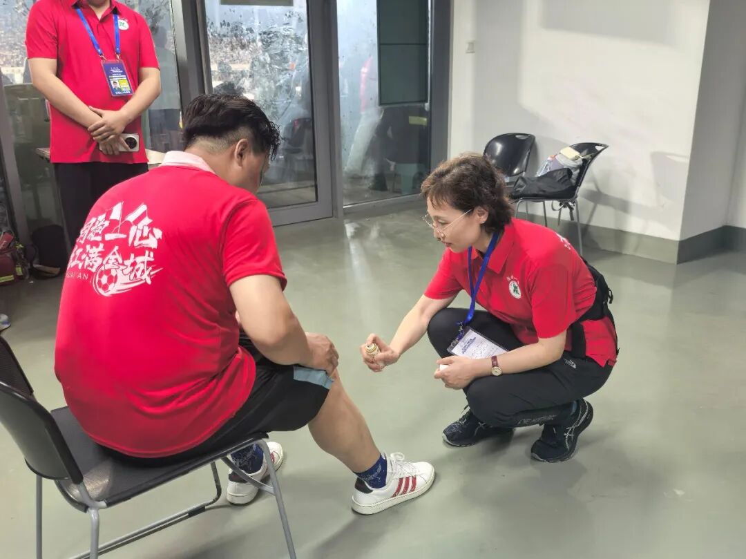 全取三分，燃爆主场！淮安队保留晋级悬念，淮安市一院守住健康底线