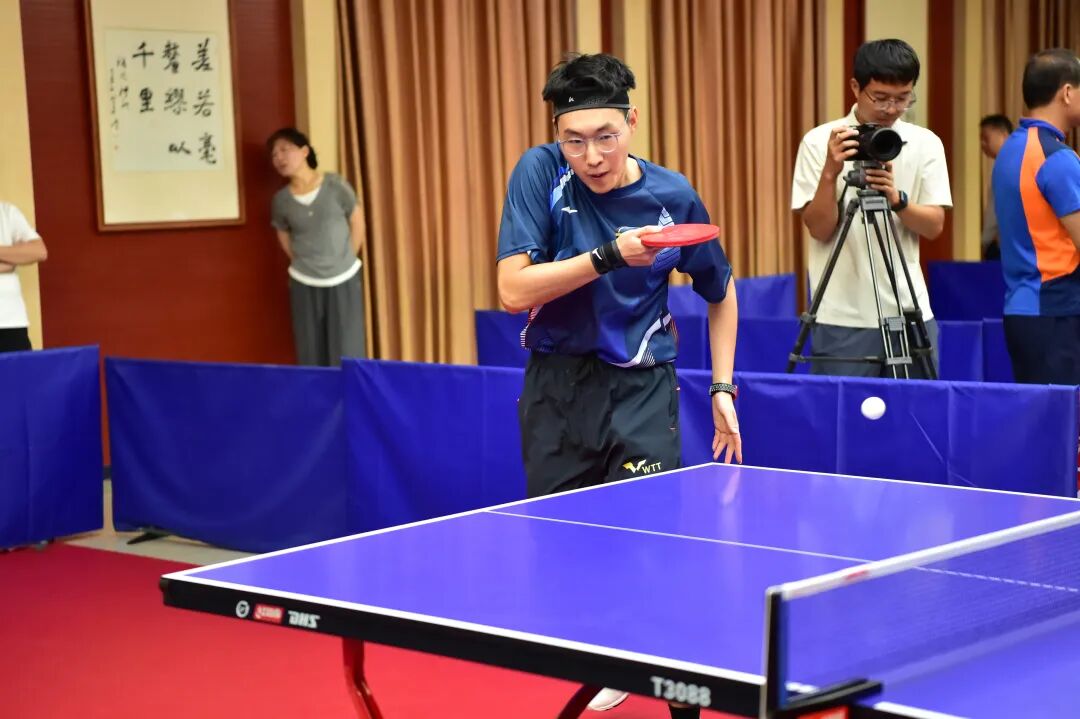 工会动态丨乒羽争锋 医者争先——本溪市中心医院2026年“医韵杯”职工乒乓球、羽毛球个人争霸赛燃情收官