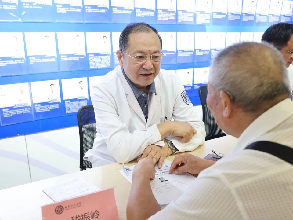 世界胆囊日｜南京江北医院“科学养护胆囊”义诊圆满开展