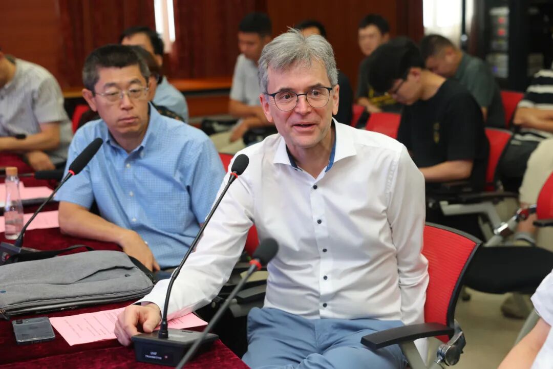 三大洲·三位院士·三天四场---淮安市第一人民医院迎来国际医学对话