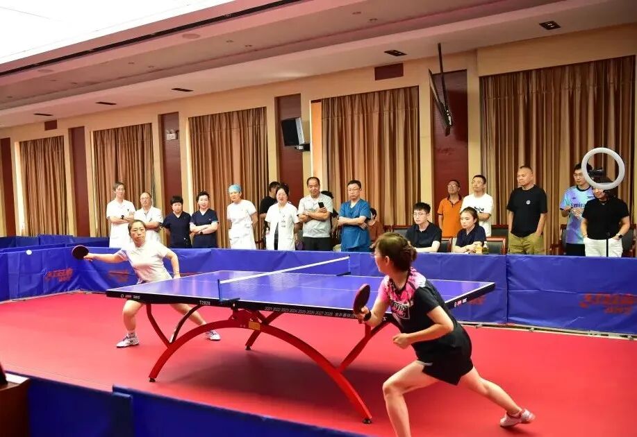 工会动态丨乒羽争锋 医者争先——本溪市中心医院2026年“医韵杯”职工乒乓球、羽毛球个人争霸赛燃情收官