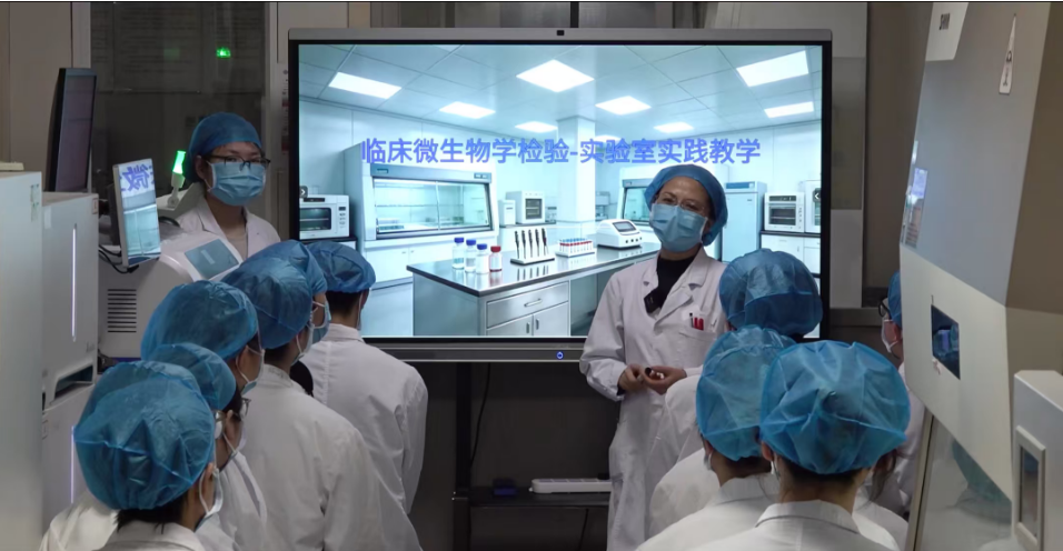 祝贺！我院教师曾桂芬在第六届广西高校教师教学创新大赛中荣获区赛三等奖