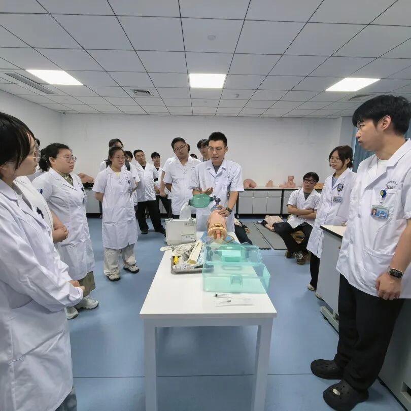 “医”路启航赴新程 笃行砺技守初心——我院圆满完成2026级住培岗前培训