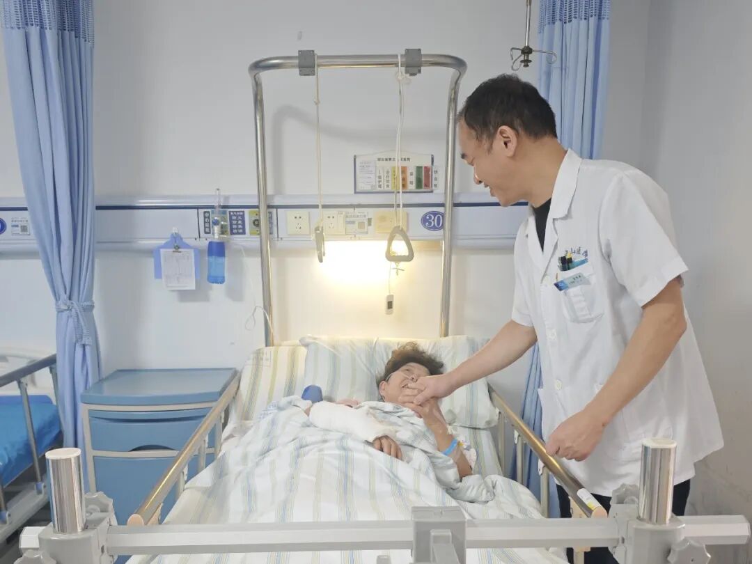 寻找身边的那束光 | 省三医“最美温暖瞬间”摄影作品征集活动获奖作品展播（二）