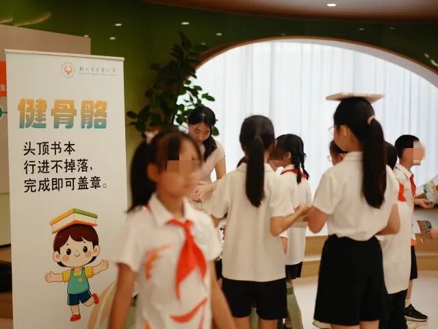 开学季“健康 buff”拉满!市红会医院 “五健” 行动走进校园