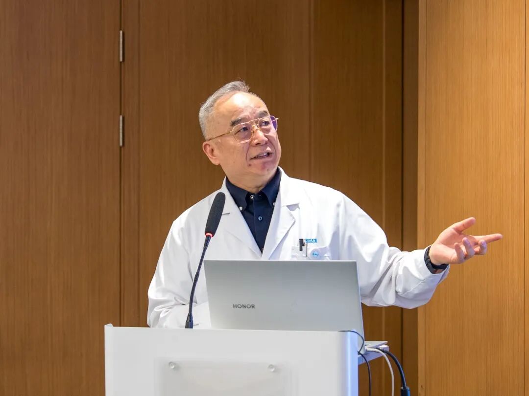 “医路”同行 · 做有作为的医者|杨跃院长专题讲座助力新入职医护人员职业启航