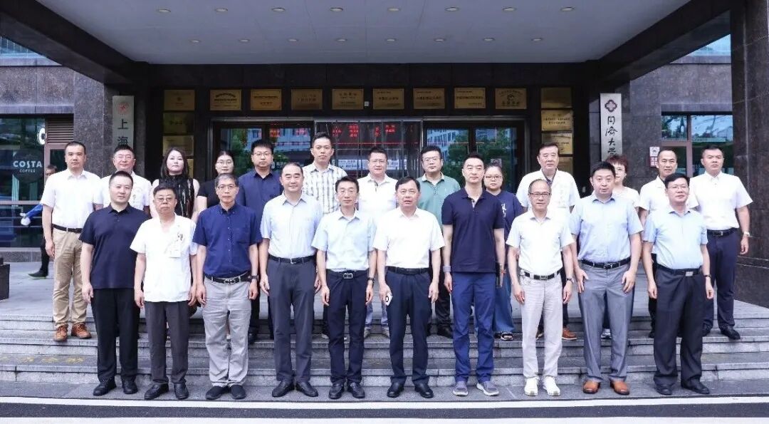 新程已启,笃行向远!上海天佑医院八月“奋进图谱”