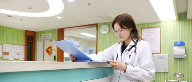医者科研勇探索｜专访淮安市一院国自然青年项目负责人王丽娜：深耕神经医学 求索临床科研双向路