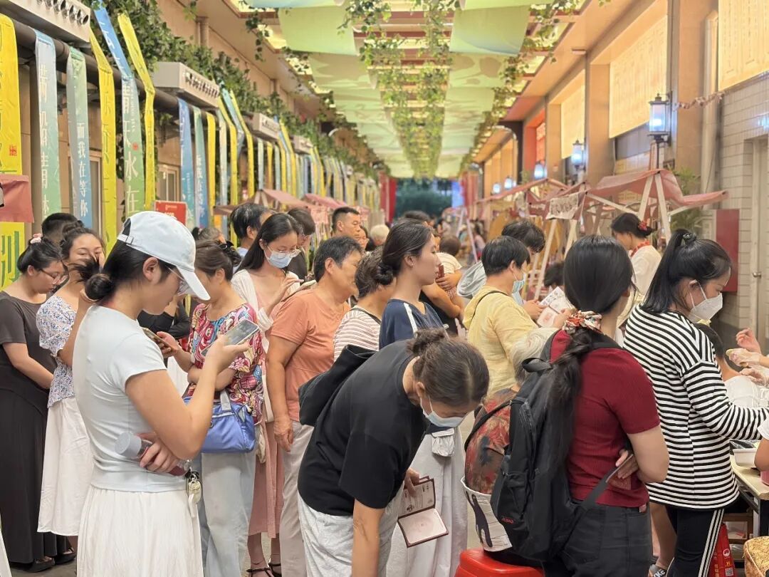 灯火赴岐黄 夜市续初心——中医开放日活动两周年纪实