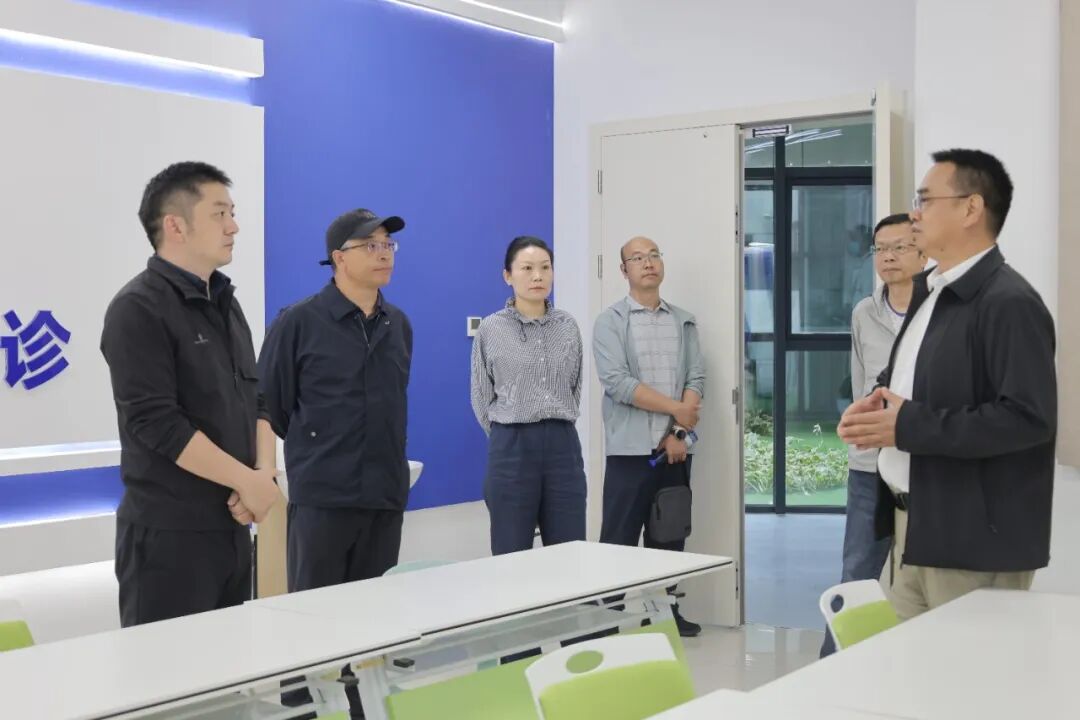 【医院动态】北京中医药大学东直门医院王彬教授一行来我院参观交流