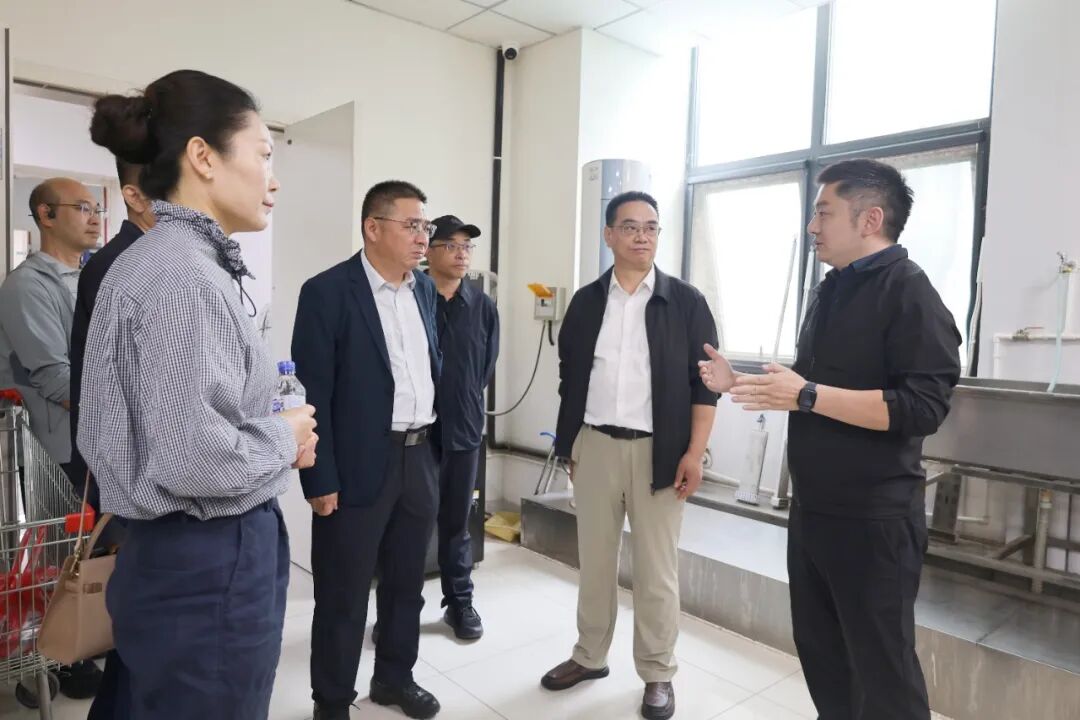【医院动态】北京中医药大学东直门医院王彬教授一行来我院参观交流