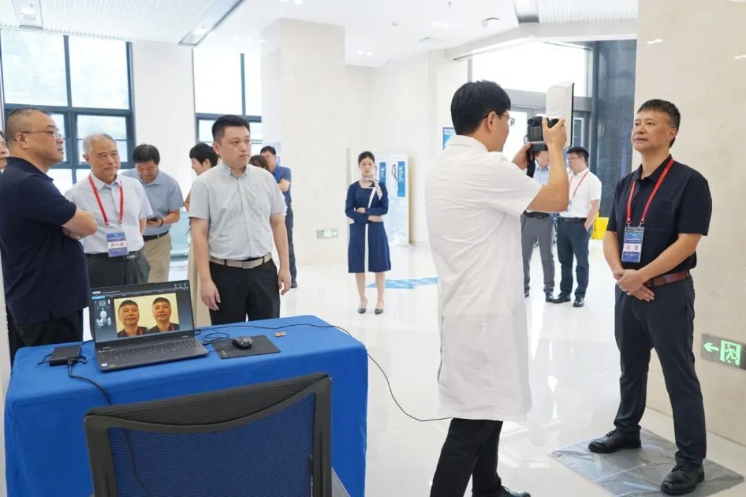 【学术交流】四川省社会办医医师职业发展交流会在四川蓝生脑科医院成功召开