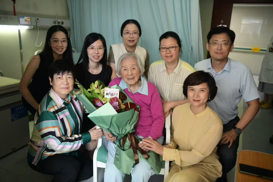 黄荷凤院士|我的导师王曼:一脉医者心,五代杏林缘