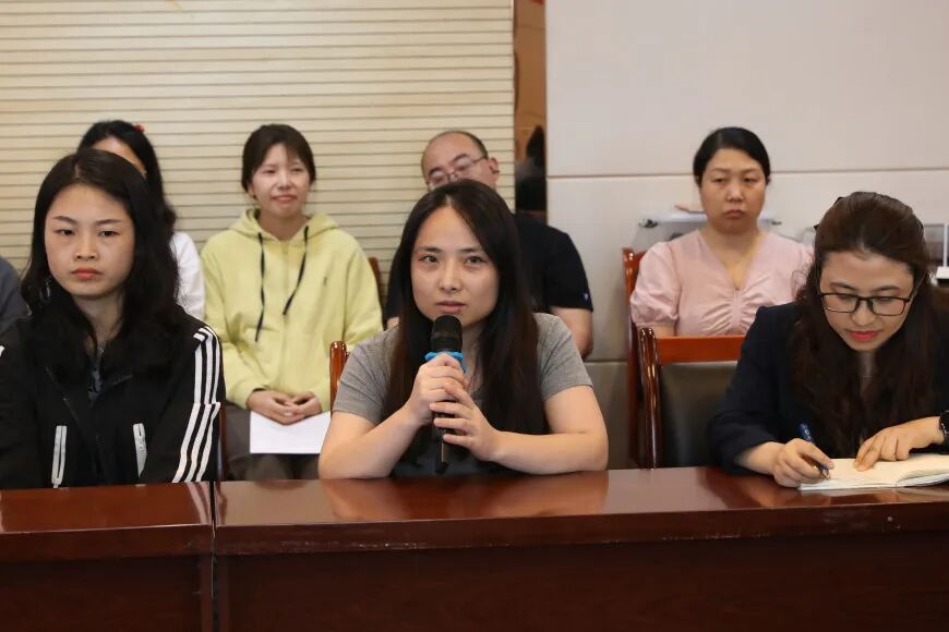 守医者初心,传师者薪火——金堂县第一人民医院召开教师座谈会