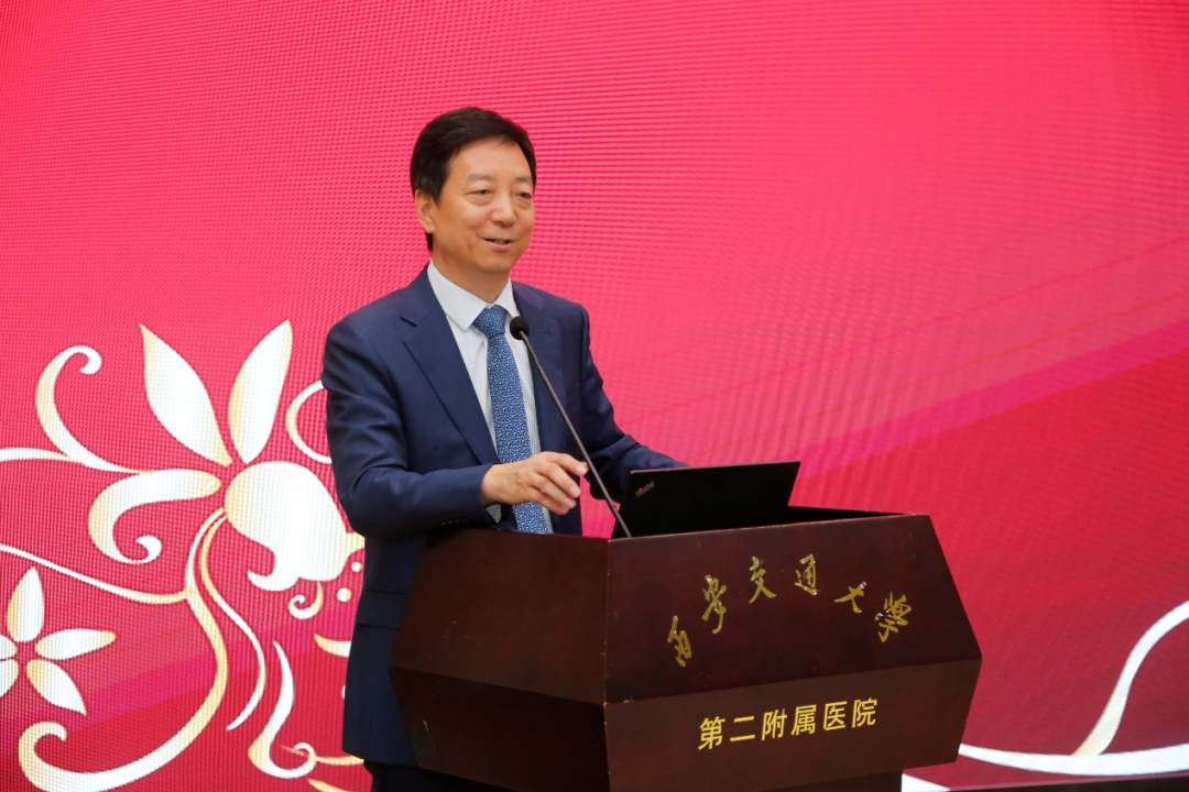大力弘扬教育家精神 共筑尊师重教风尚 | 我院召开2025-2026学年教学工作总结暨教师节表彰大会