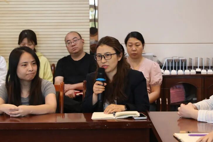 守医者初心,传师者薪火——金堂县第一人民医院召开教师座谈会