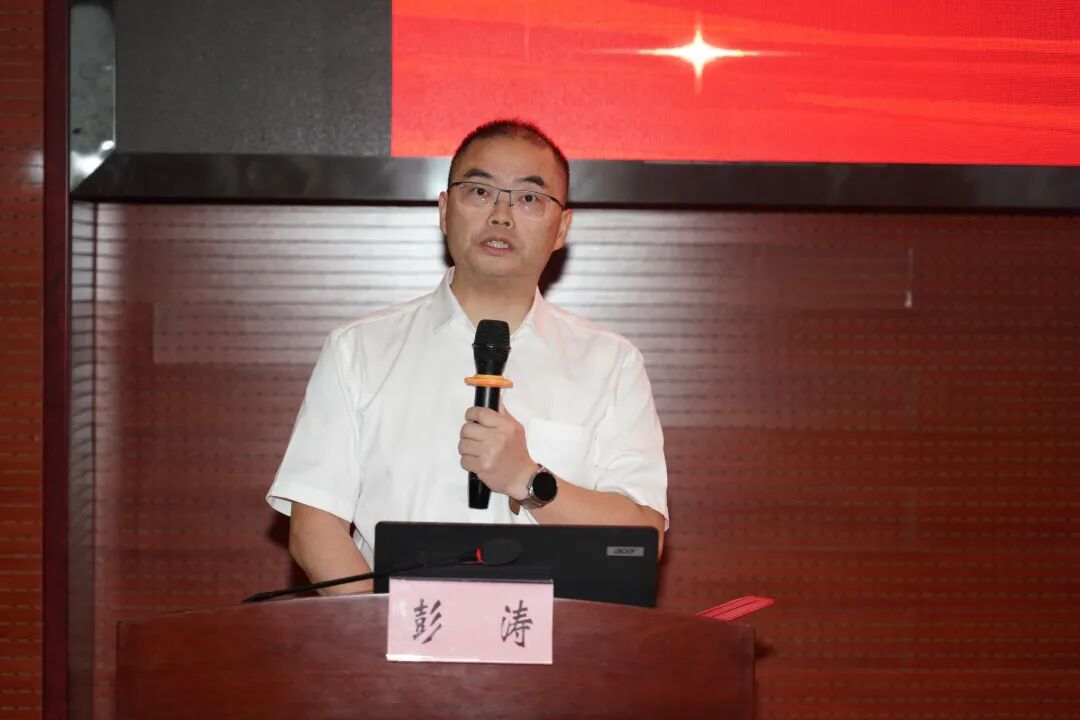 【大力弘扬教育家精神 共筑尊师重教风尚】我院成功举办2026年教学工作先进表彰大会!
