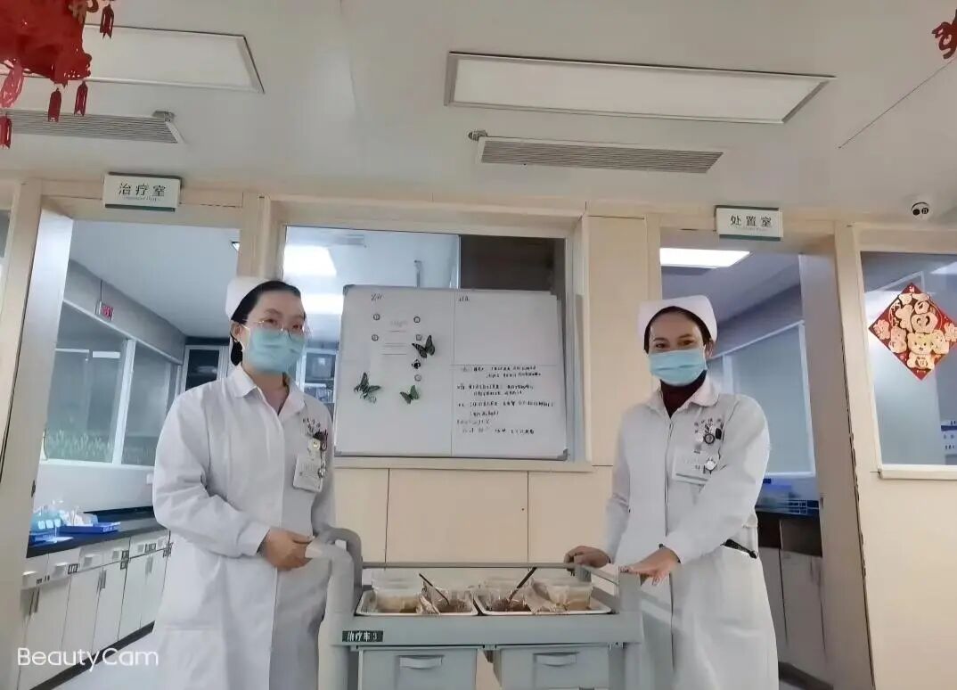 一支部一品牌 | 妇科党支部:“医”心向党,“妇”出行动