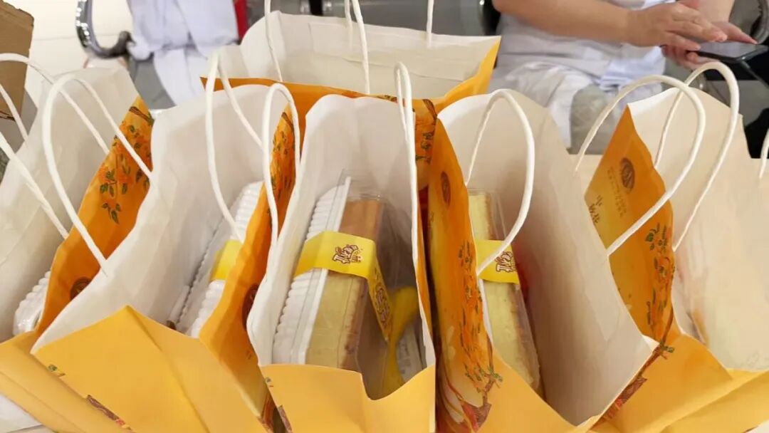 守护生命 天使血缘|杭州市红十字会医院开展2026年无偿献血活动
