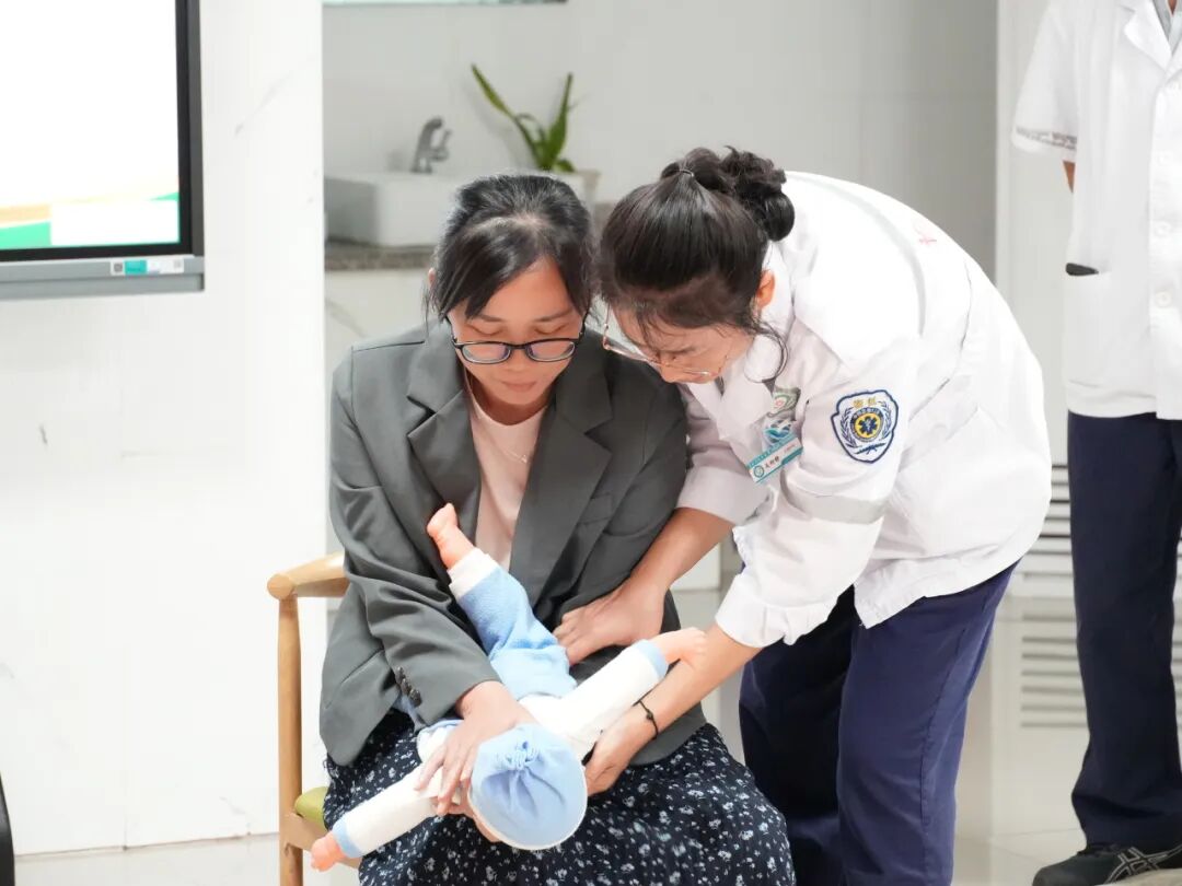 【学术交流】聚智赋能基层 守护女性乳腺健康——2026年桂中地区乳腺疾病早期识别与基层规范诊疗学习班在我院成功举办