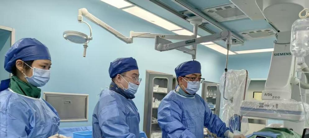 硬核护航，突破心脏手术禁区——ECMO 辅助攻克复杂高危 PCI 术难题