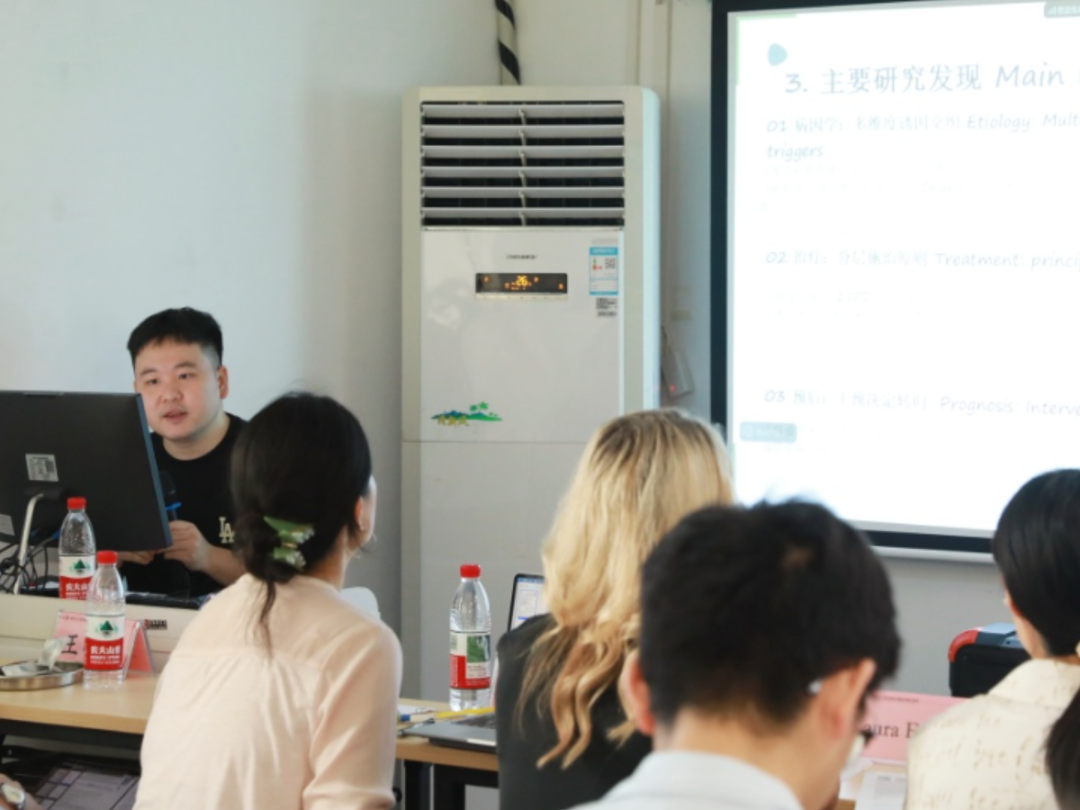 美国杜克大学小儿眼科专家到访我院开展深度学术交流