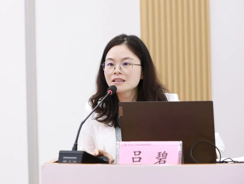 美国杜克大学小儿眼科专家到访我院开展深度学术交流