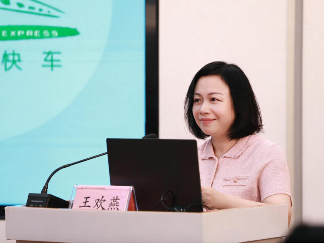美国杜克大学小儿眼科专家到访我院开展深度学术交流