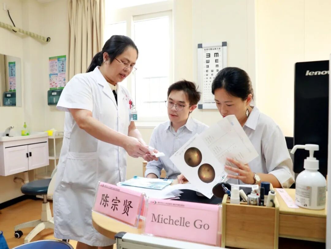 美国杜克大学小儿眼科专家到访我院开展深度学术交流