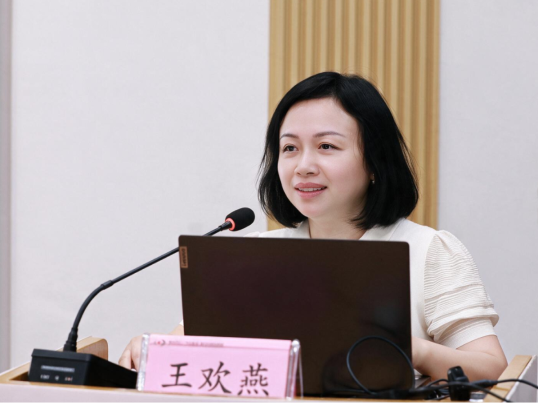 美国杜克大学小儿眼科专家到访我院开展深度学术交流
