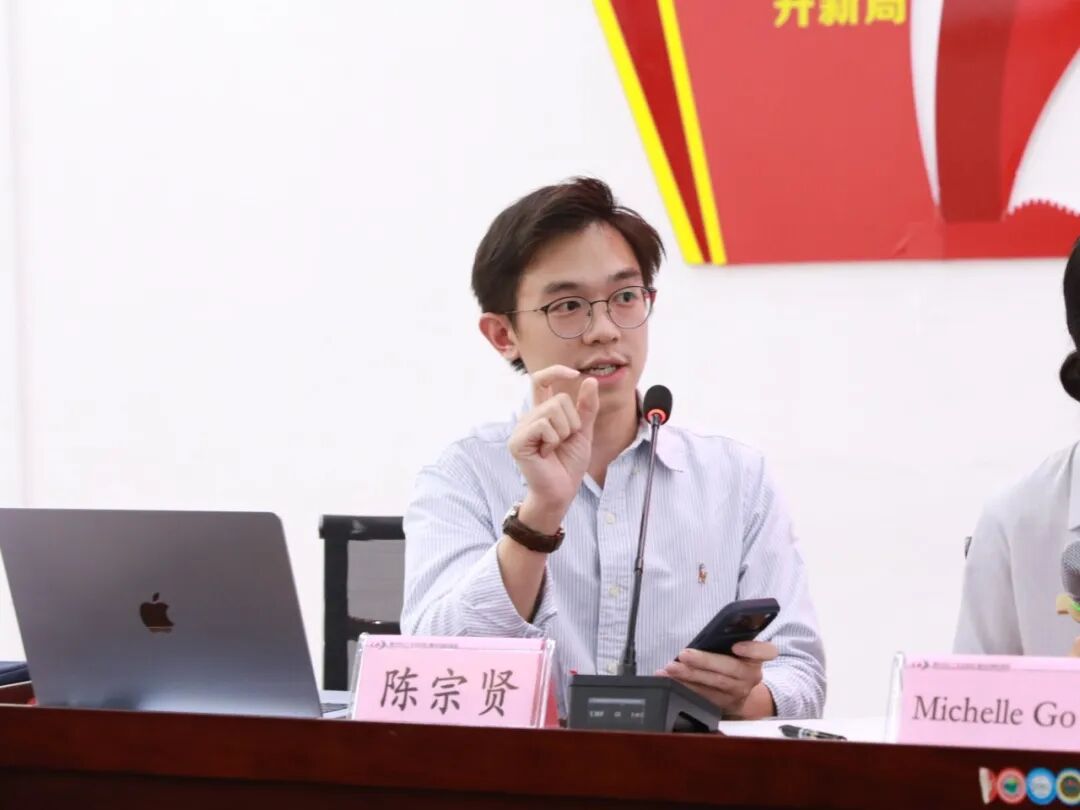 美国杜克大学小儿眼科专家到访我院开展深度学术交流