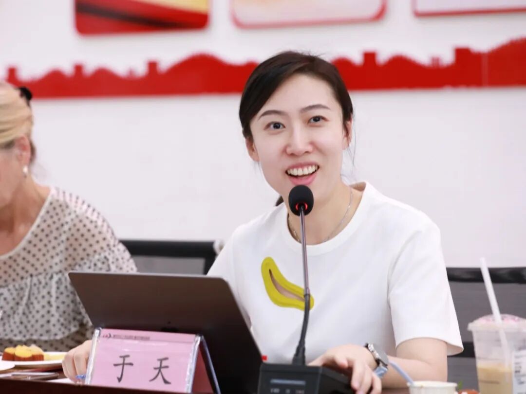 美国杜克大学小儿眼科专家到访我院开展深度学术交流