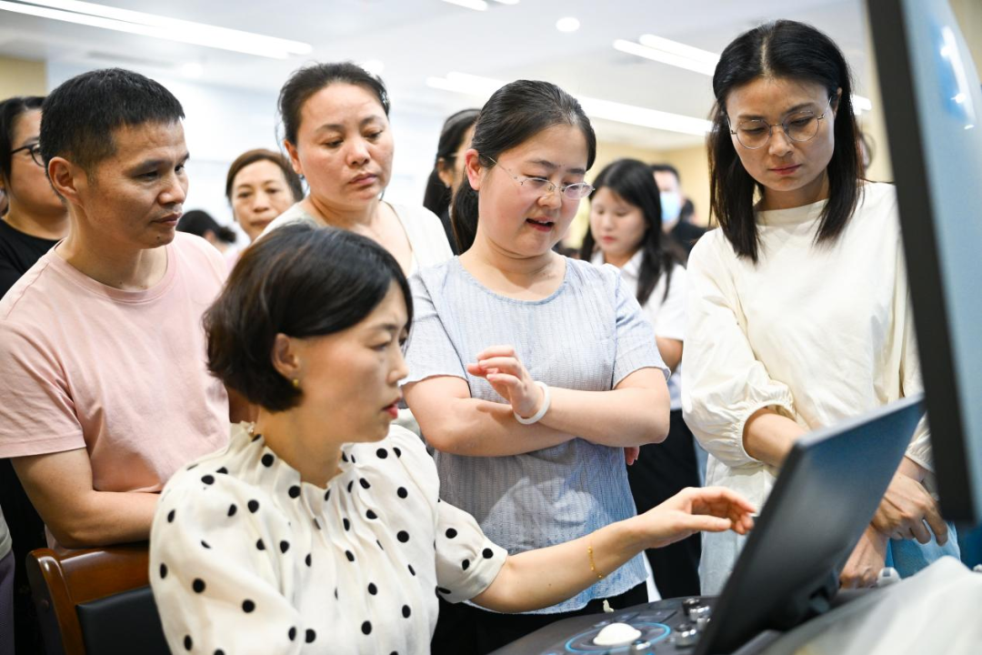 金秋聚监利 超声惠基层 | 基层脑颈血管超声一体化诊疗适宜技术培训班第七站（监利站）顺利举办