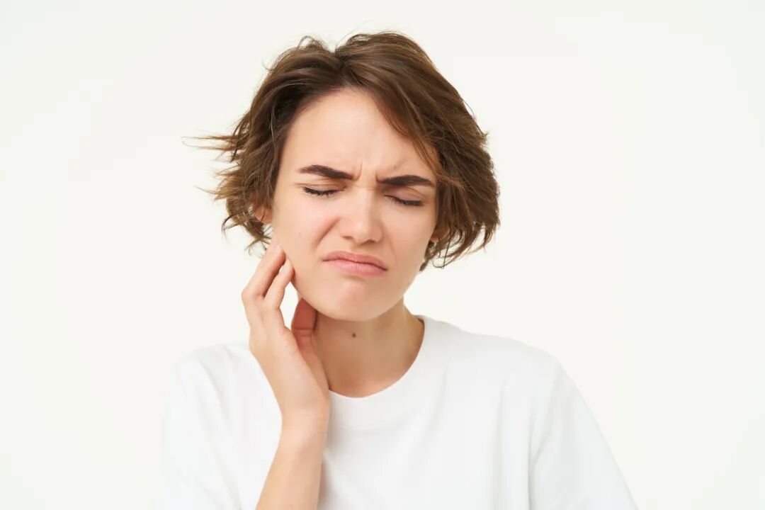 智齿不疼就没事？等到疼可能已经晚了WHY IS WISDOM TOOTH EXTRACTION OFTEN BETTER DONE EARLIER