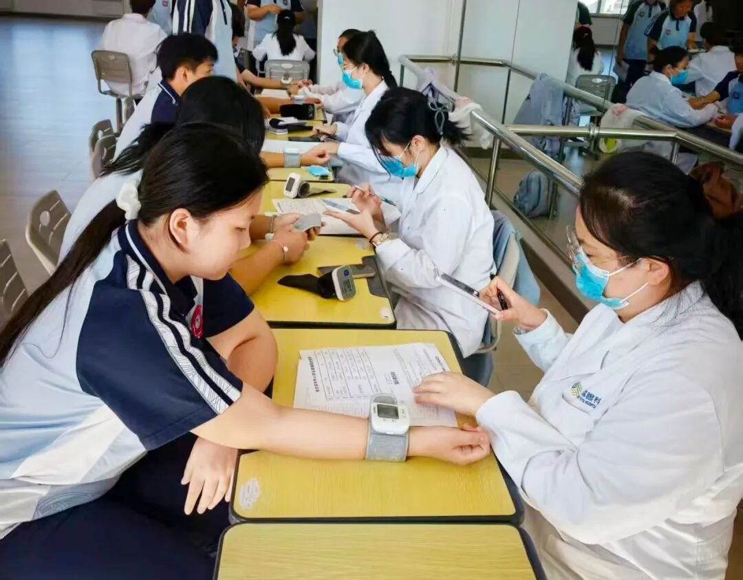 守护开学季 健康伴成长｜哈尔滨普瑞眼科医院 2026 年校园公益筛查活动进行时