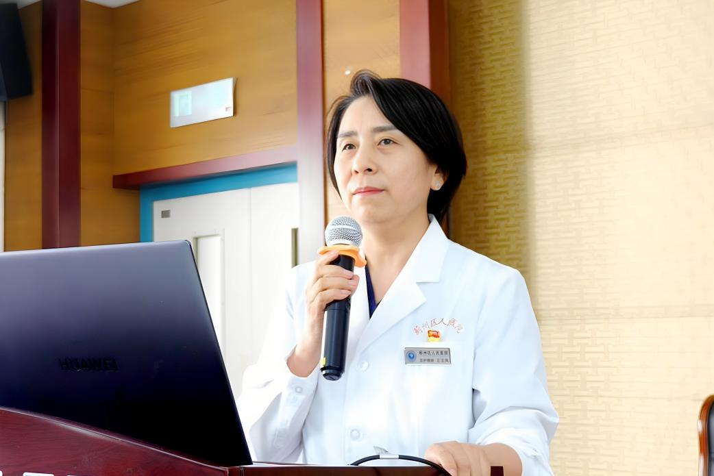 小心！有人“跌倒”，他们竟然这样做……