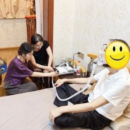 当医生敲响家门：一场为“渐冻人”争取呼吸自由的暖心奔赴