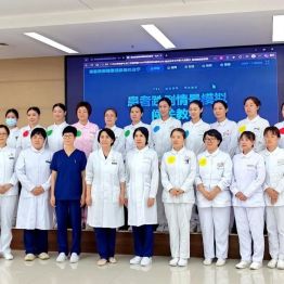 小心！有人“跌倒”，他们竟然这样做……