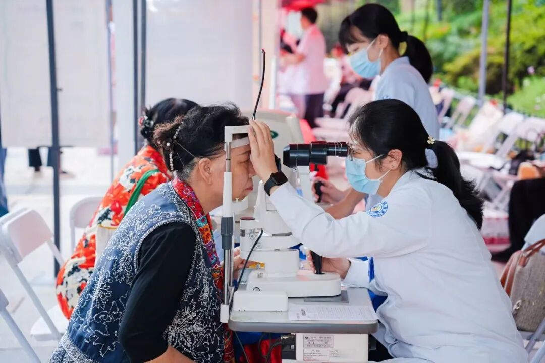 武汉普瑞眼科医院积极参加2026年武汉市“服务百姓健康行动”大型义诊活动