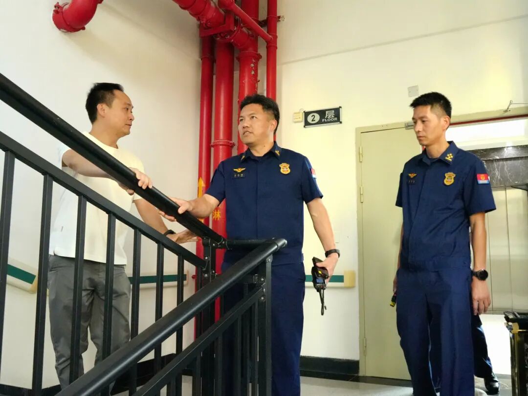 无人机、云梯车齐上阵!正兴养护院协同漳州消防开展立体化救援演练