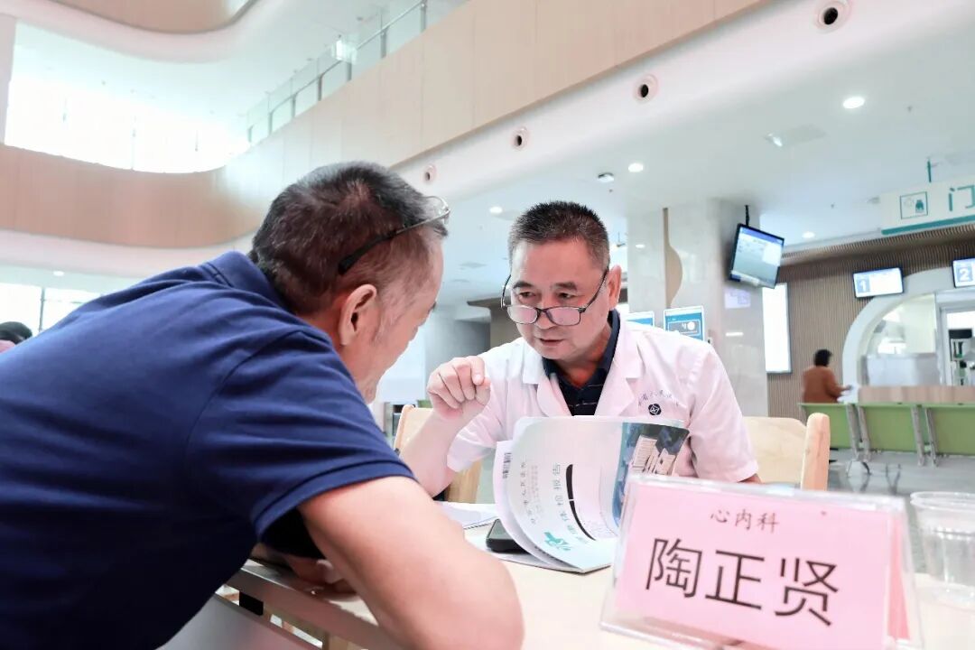 九秩薪火传基层：省市专家句容开展惠民义诊