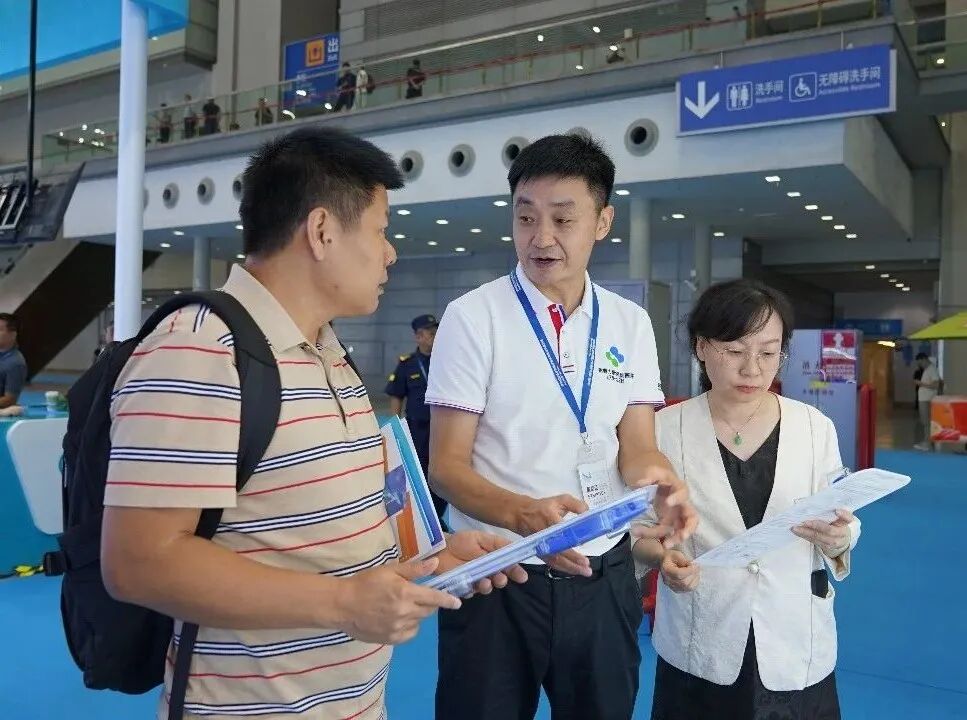 AI替你跑腿，“会呼吸”的人工骨？港大深圳医院“炸场”2026深圳医械展