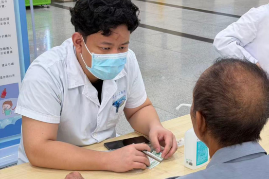健康口腔 守护微笑——我院口腔科9·20全国爱牙日公益活动圆满落幕