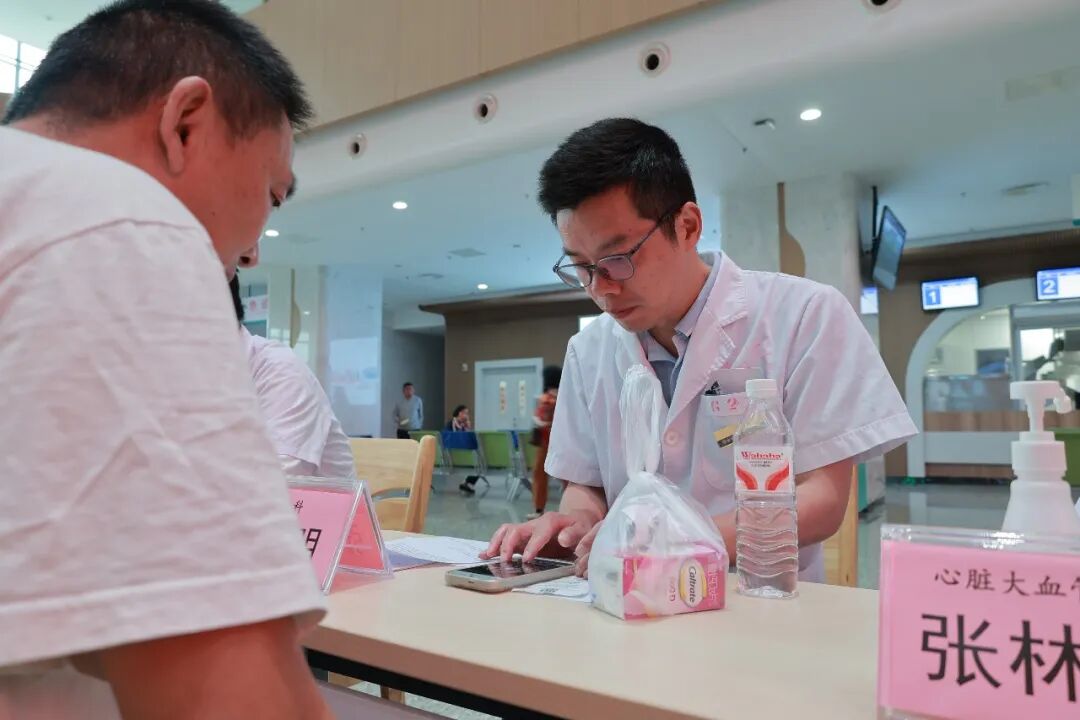 九秩薪火传基层：省市专家句容开展惠民义诊