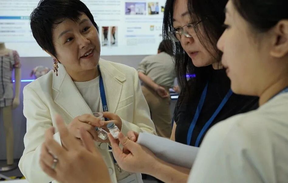 AI替你跑腿，“会呼吸”的人工骨？港大深圳医院“炸场”2026深圳医械展